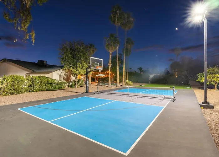 Pickle & Putt Retreat Pool Pickleball Putt Grn Holiday home Phoenix