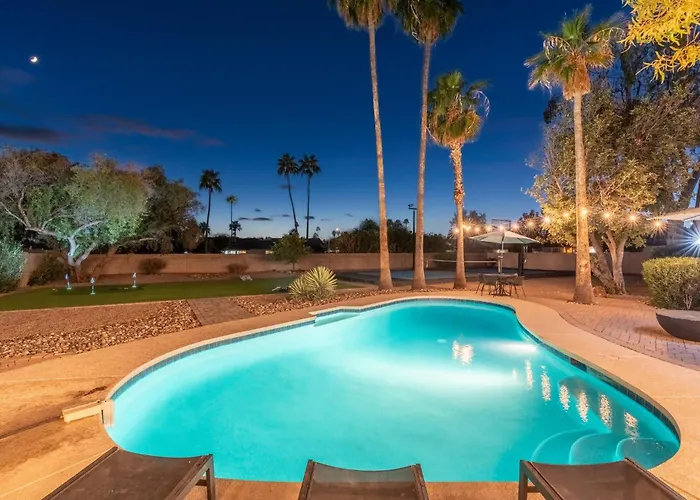 Pickle & Putt Retreat Pool Pickleball Putt Grn Holiday home Phoenix
